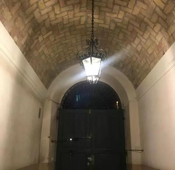 تختخواب و صبحانه New Unico San Cosimato