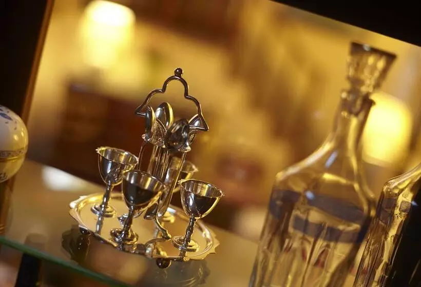 تختخواب و صبحانه Antica Dimora Johlea