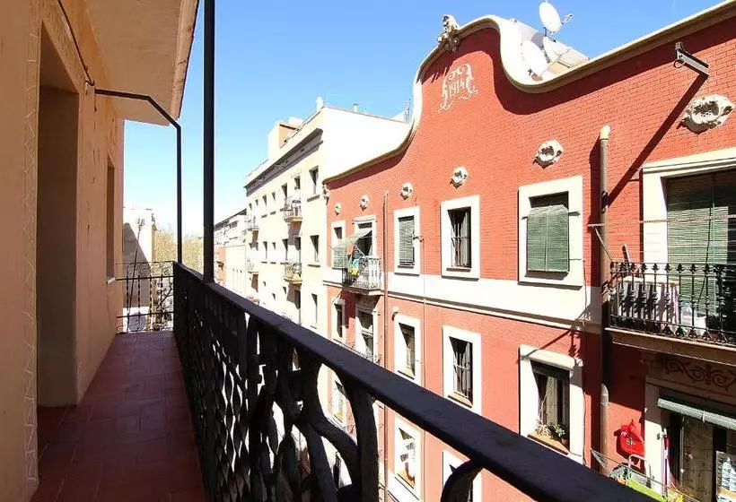 Classbedroom Barcelona Beach Apartments