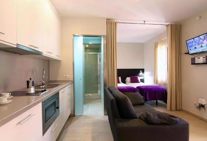 Classbedroom Barcelona Beach Apartments