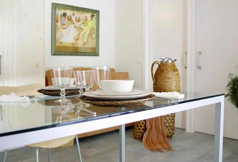 Classbedroom Barcelona Beach Apartments