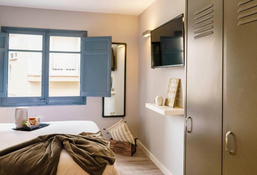 مسافرخانه Bypillow Wander