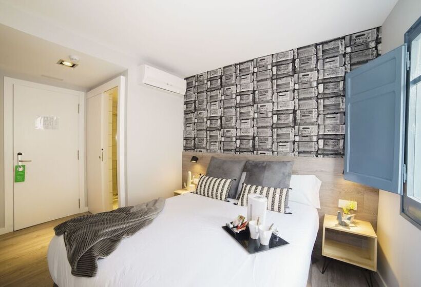 مسافرخانه Bypillow Wander