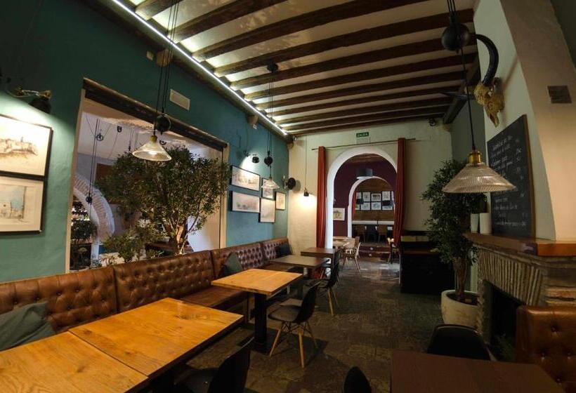 مسافرخانه Silos19 Suites