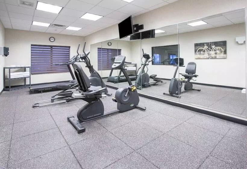 호텔 Holiday Inn Express & Suites Glendive, An Ihg