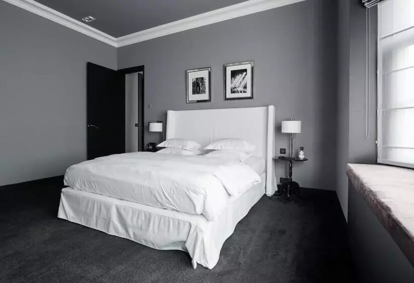 هتل Odette En Ville