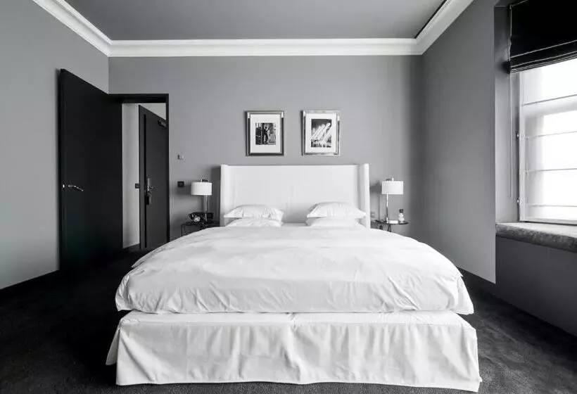 هتل Odette En Ville