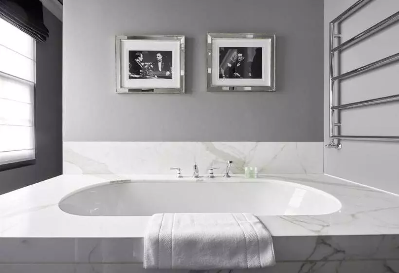 هتل Odette En Ville