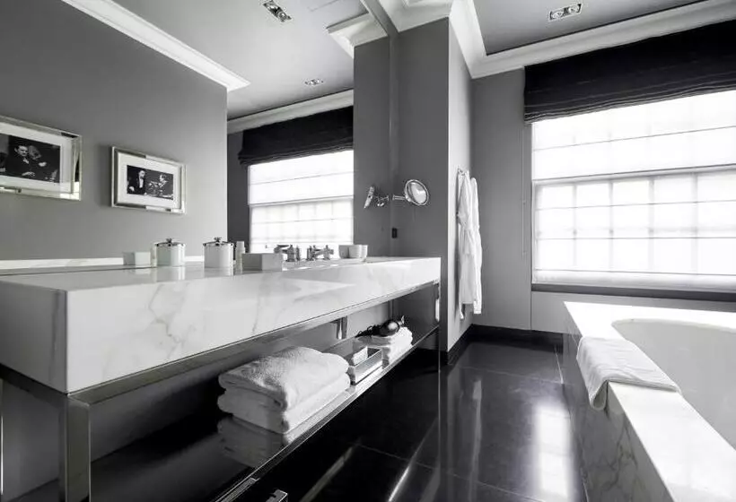 هتل Odette En Ville