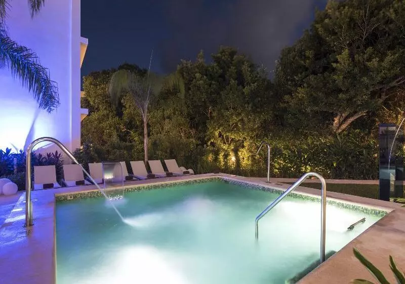 ホテル Platinum Yucatan Princess - Adults Only - All Inclusive