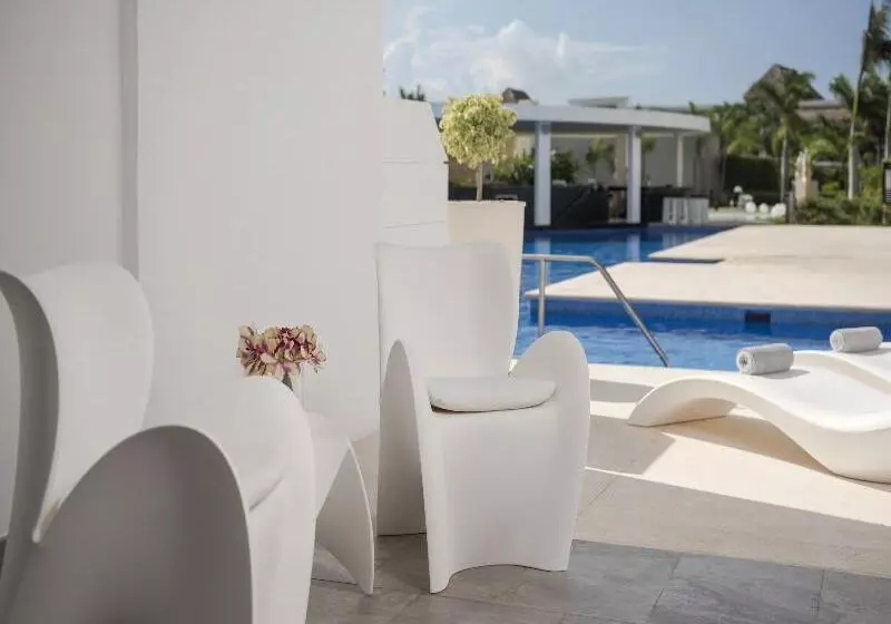 ホテル Platinum Yucatan Princess - Adults Only - All Inclusive