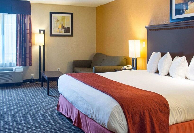 Отель Quality Inn & Suites Quantico