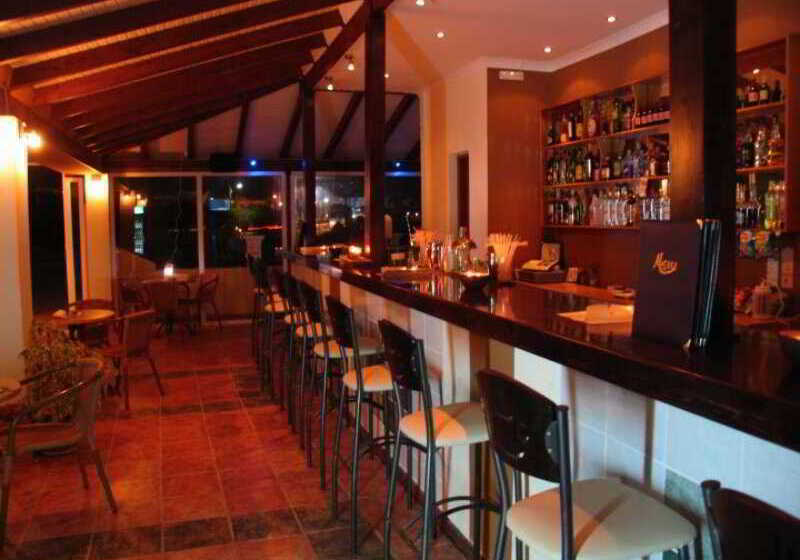 Alexis Pool Apartments