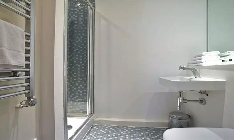 Go Native Tower Bridge