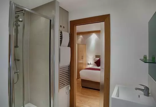 Go Native Tower Bridge