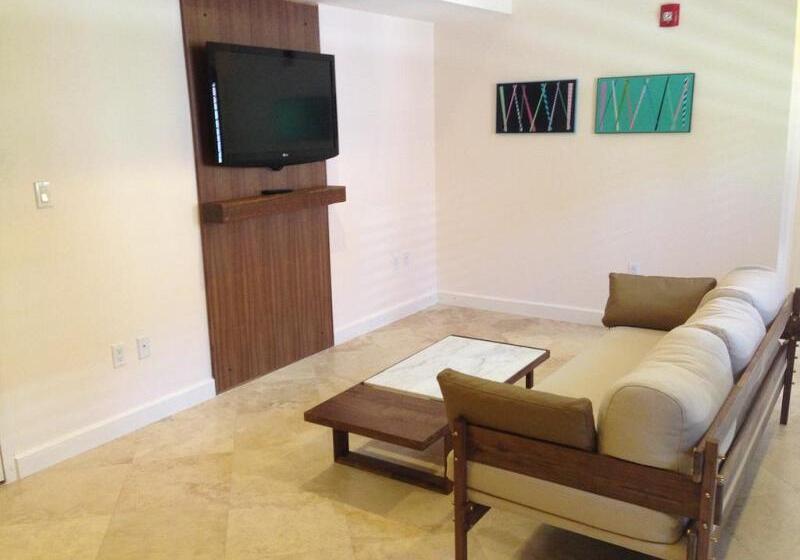 Casa Victoria Orchid