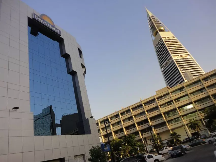 בית מלון כפרי Days  By Wyndham Olaya Riyadh