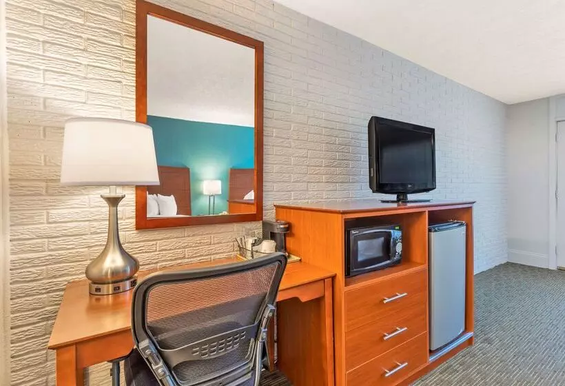 ホテル Best Western Hendersonville Inn