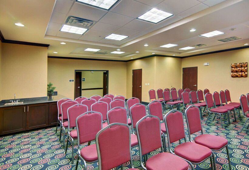 ホテル Comfort Suites Kilgore