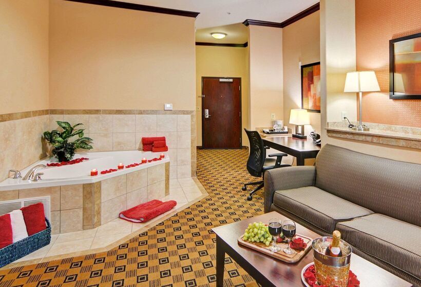 ホテル Comfort Suites Kilgore