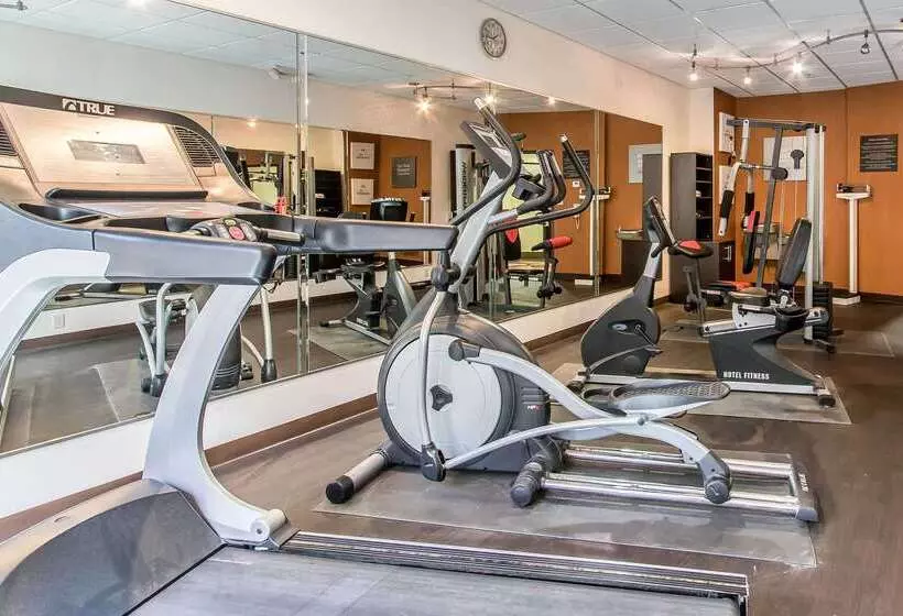 Отель Comfort Suites Lawton Near Fort Sill