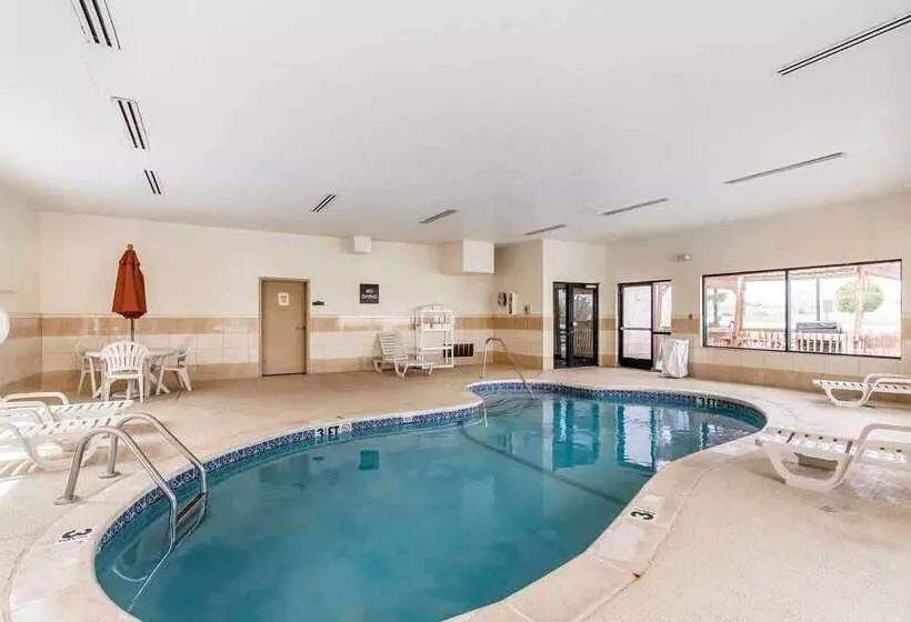 Отель Comfort Suites Lawton Near Fort Sill