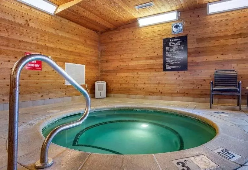 בית מלון כפרי Comfort Suites Manhattan