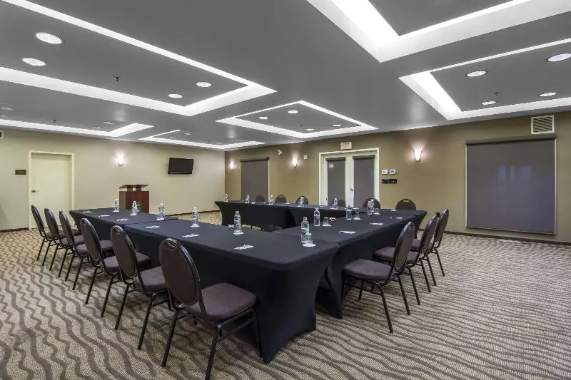 ホテル Comfort Suites