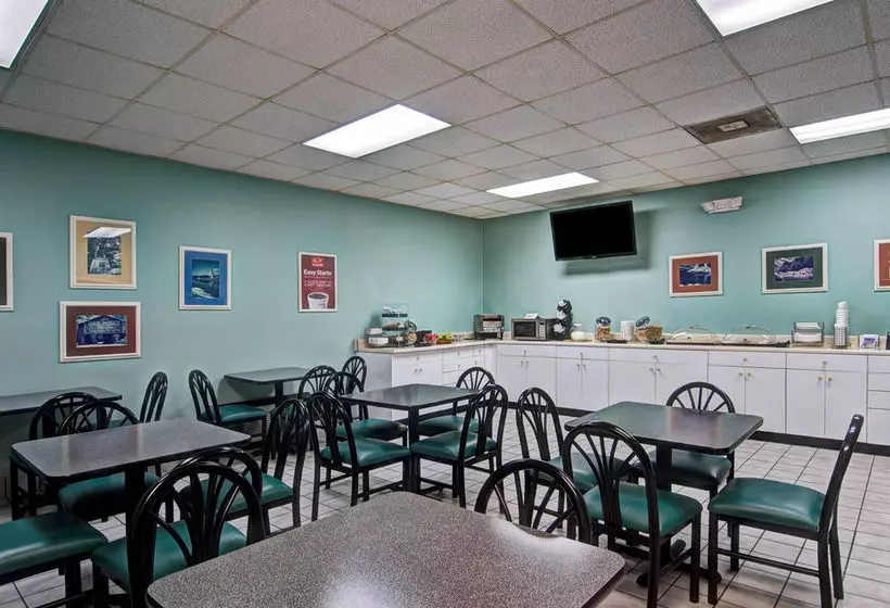 Hotel Smart Formerly Econo Lodge