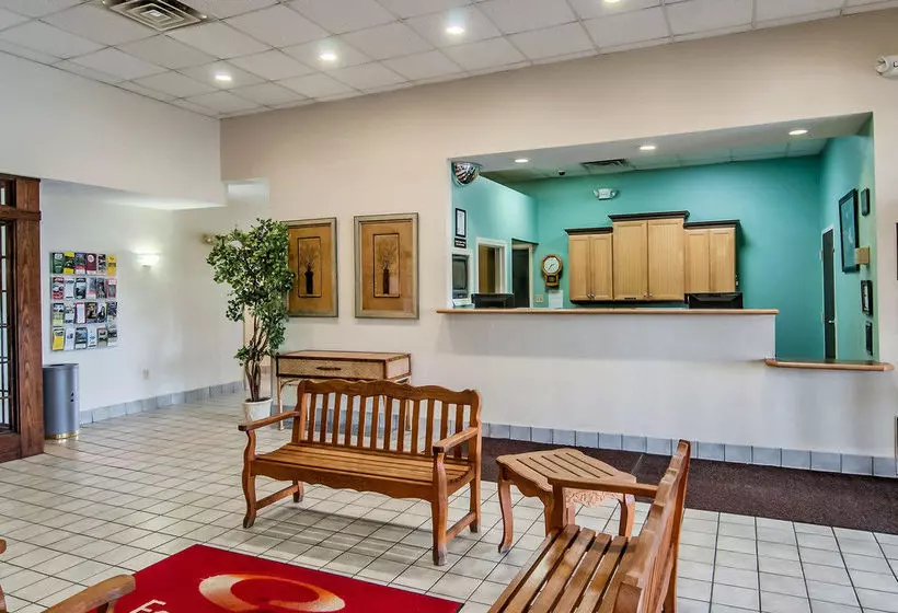 Hotel Smart Formerly Econo Lodge