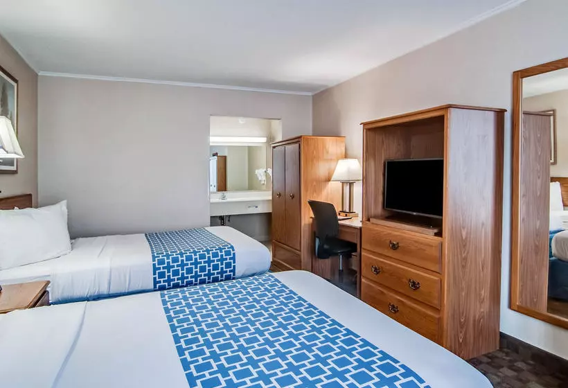 Hotel Smart Formerly Econo Lodge