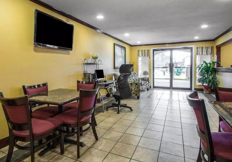 Hotelli Econo Lodge Defuniak Springs I10