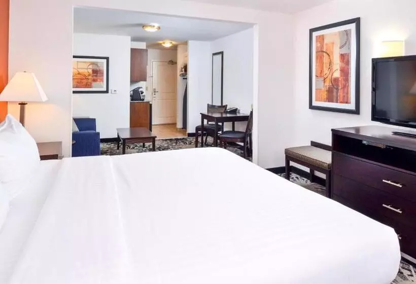 Otel Holiday Inn Express & Suites Greenfield, An Ihg