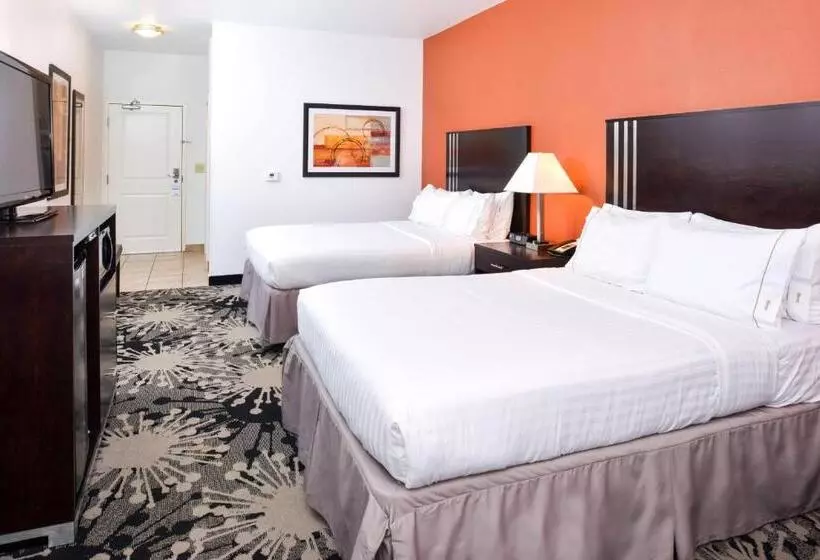 Otel Holiday Inn Express & Suites Greenfield, An Ihg