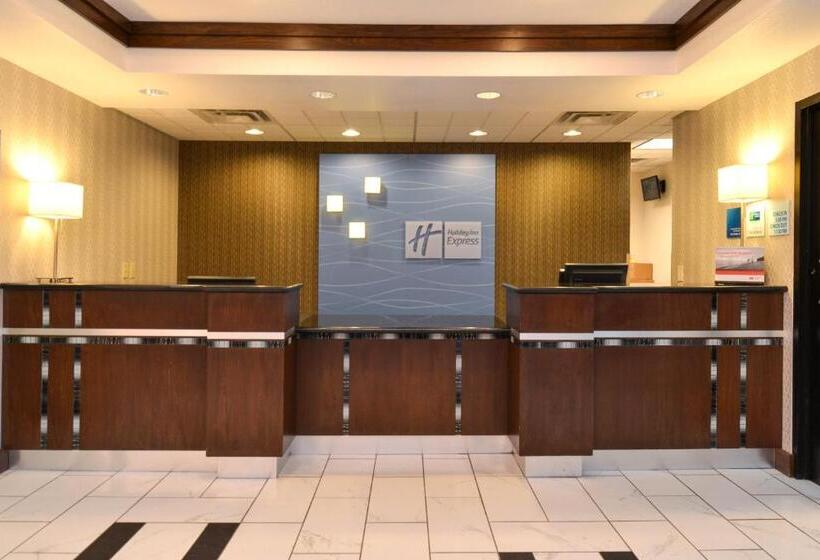 호텔 Holiday Inn Express & Suites Greenfield, An Ihg