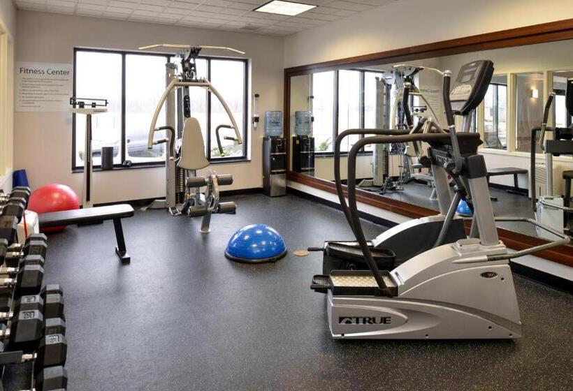 호텔 Holiday Inn Express & Suites Greenfield, An Ihg