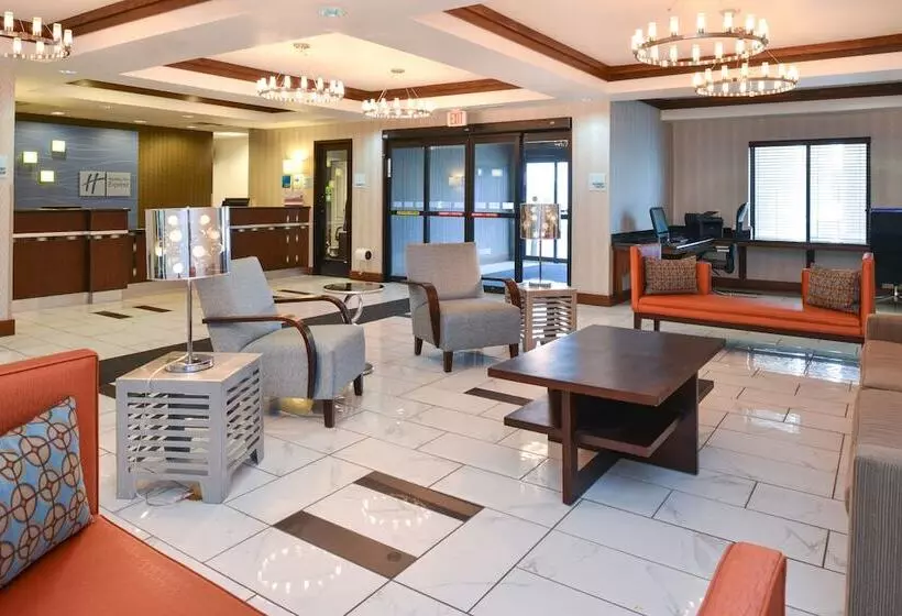 Otel Holiday Inn Express & Suites Greenfield, An Ihg