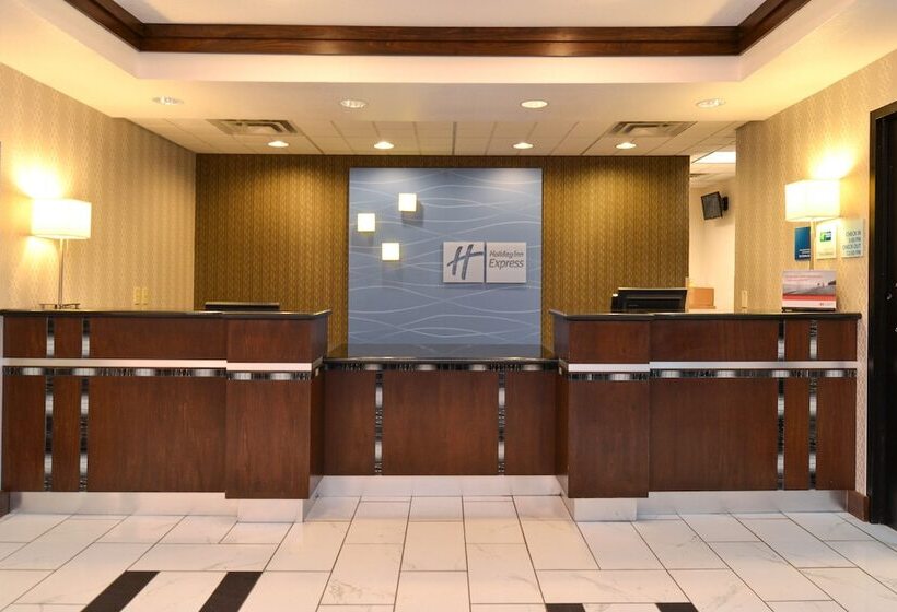 호텔 Holiday Inn Express & Suites Greenfield, An Ihg