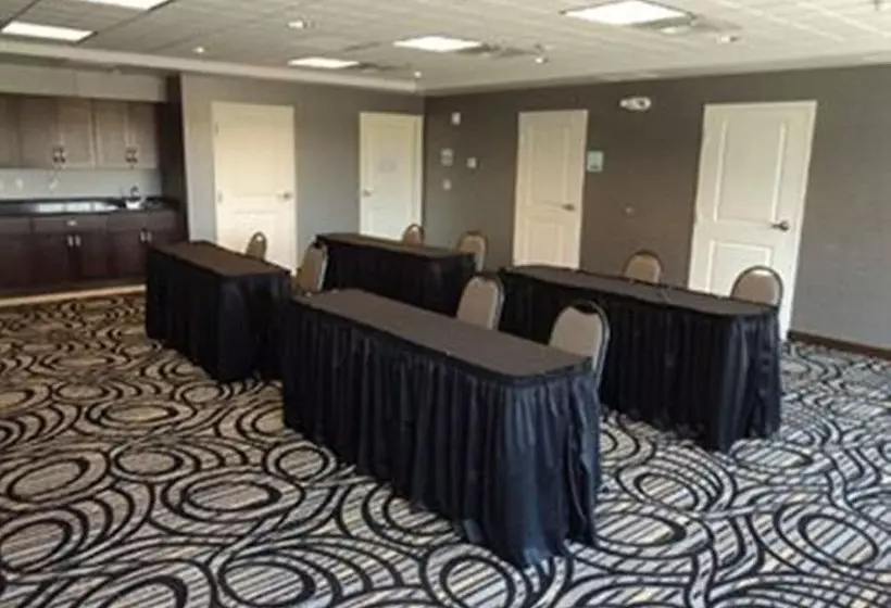 Otel Holiday Inn Express & Suites Greenfield, An Ihg