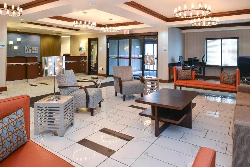 Otel Holiday Inn Express & Suites Greenfield, An Ihg