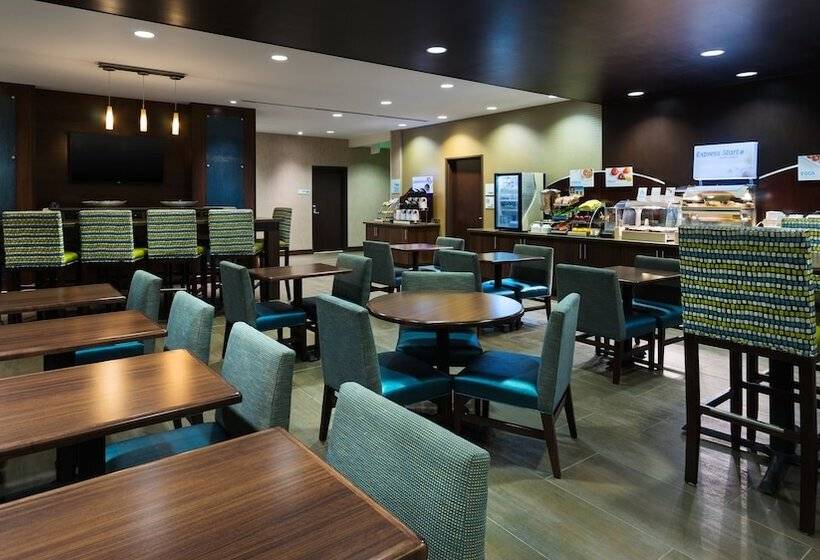 هتل Holiday Inn Express & Suites Midland South I 20, An Ihg