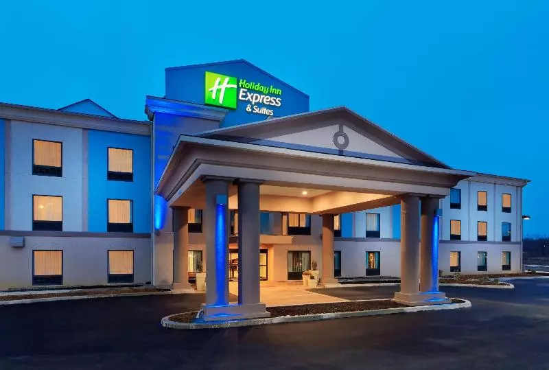 Отель Holiday Inn Express & Suites Northeast, An Ihg