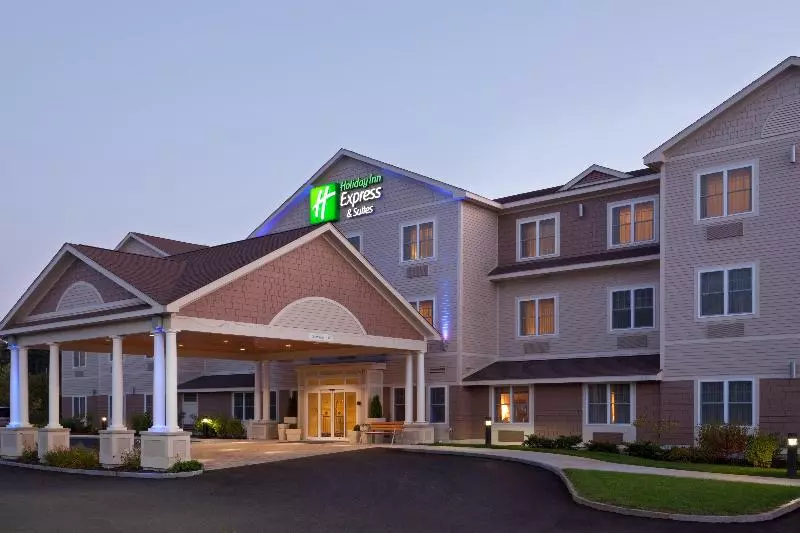בית מלון כפרי Holiday Inn Express & Suites Tilton, An Ihg