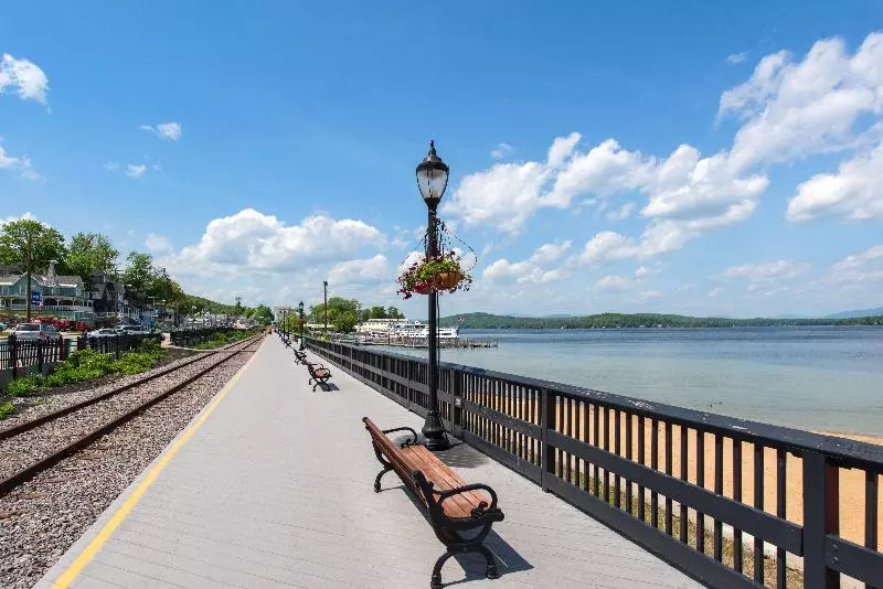 בית מלון כפרי Holiday Inn Express & Suites Tilton, An Ihg