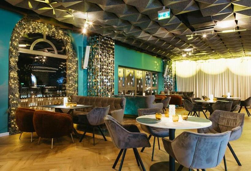 בית מלון כפרי International Iasi