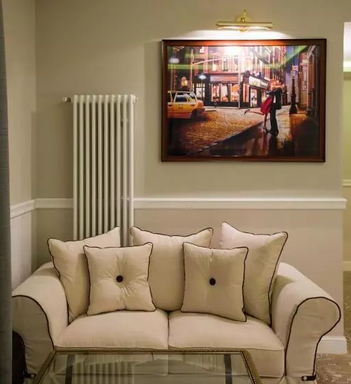 בית מלון כפרי International Iasi