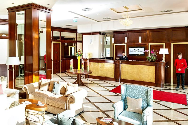 בית מלון כפרי International Iasi