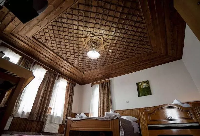هتل Kalemi