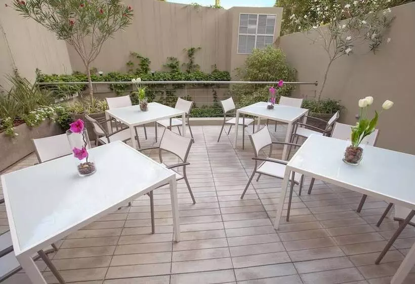 בית מלון כפרי Mercure Montevideo Punta Carretas