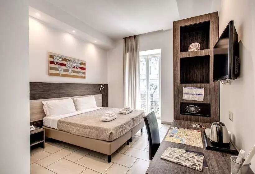 Hotelli Napoli Suite